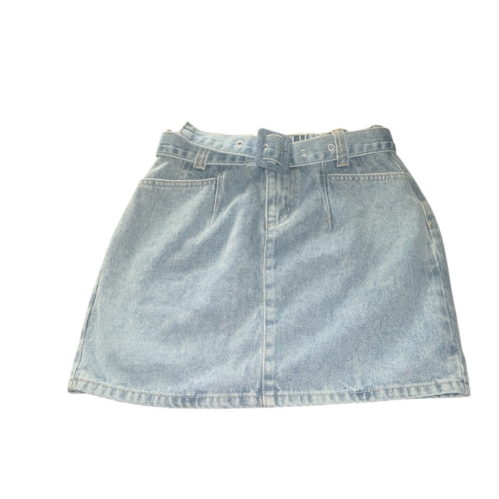 Hayden Girls Denim Skirt with Belt. Large. NWOT